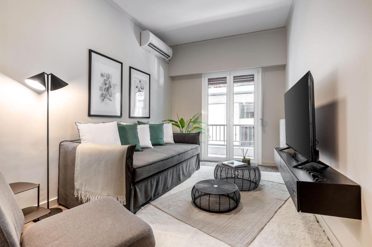 The Beehive Apartments Атина Екстериор снимка
