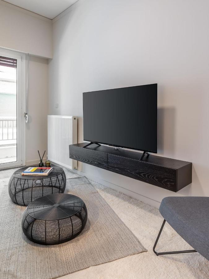 The Beehive Apartments Атина Екстериор снимка