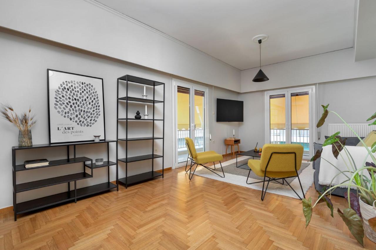 The Beehive Apartments Атина Екстериор снимка