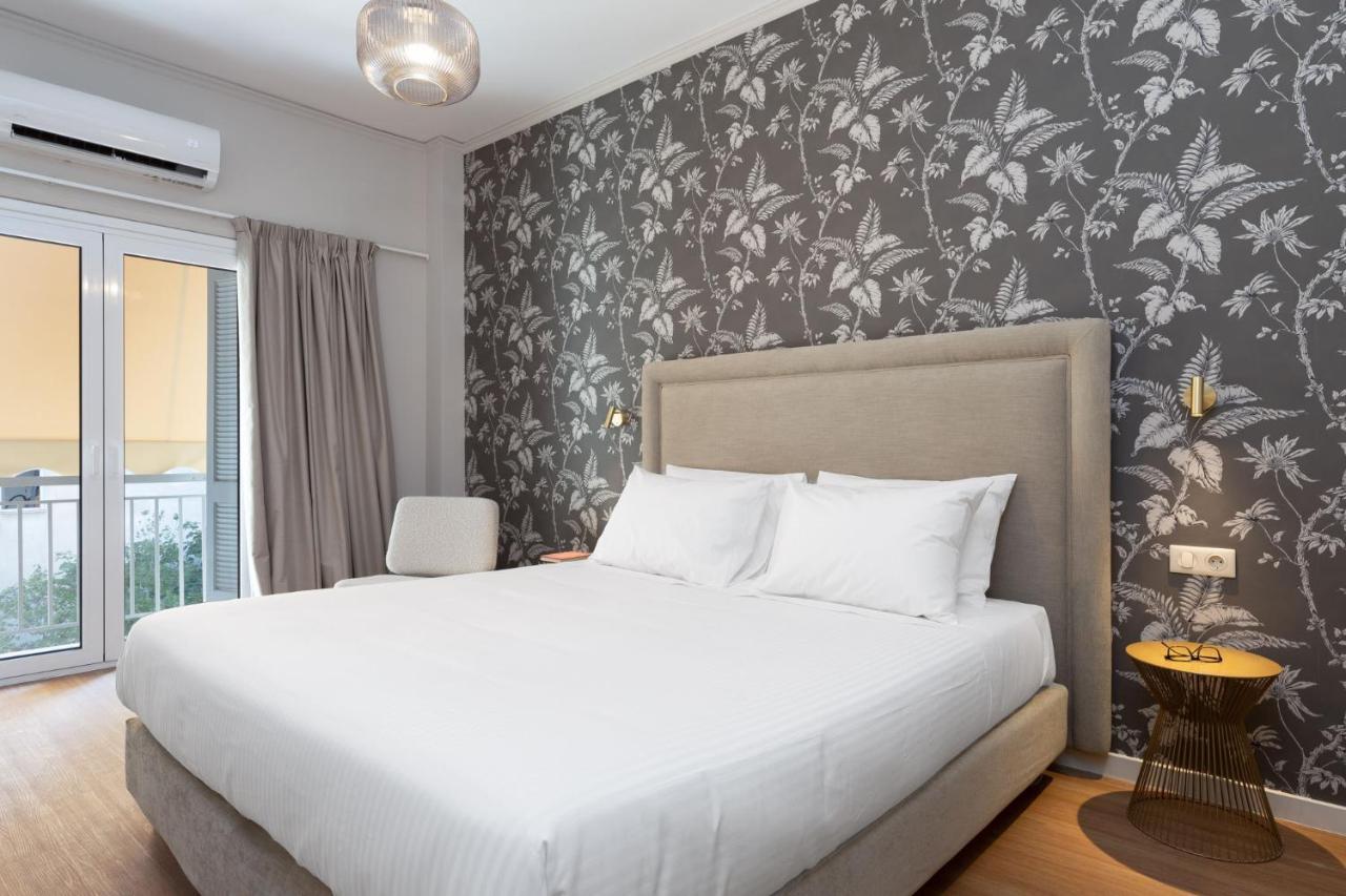 The Beehive Apartments Атина Екстериор снимка