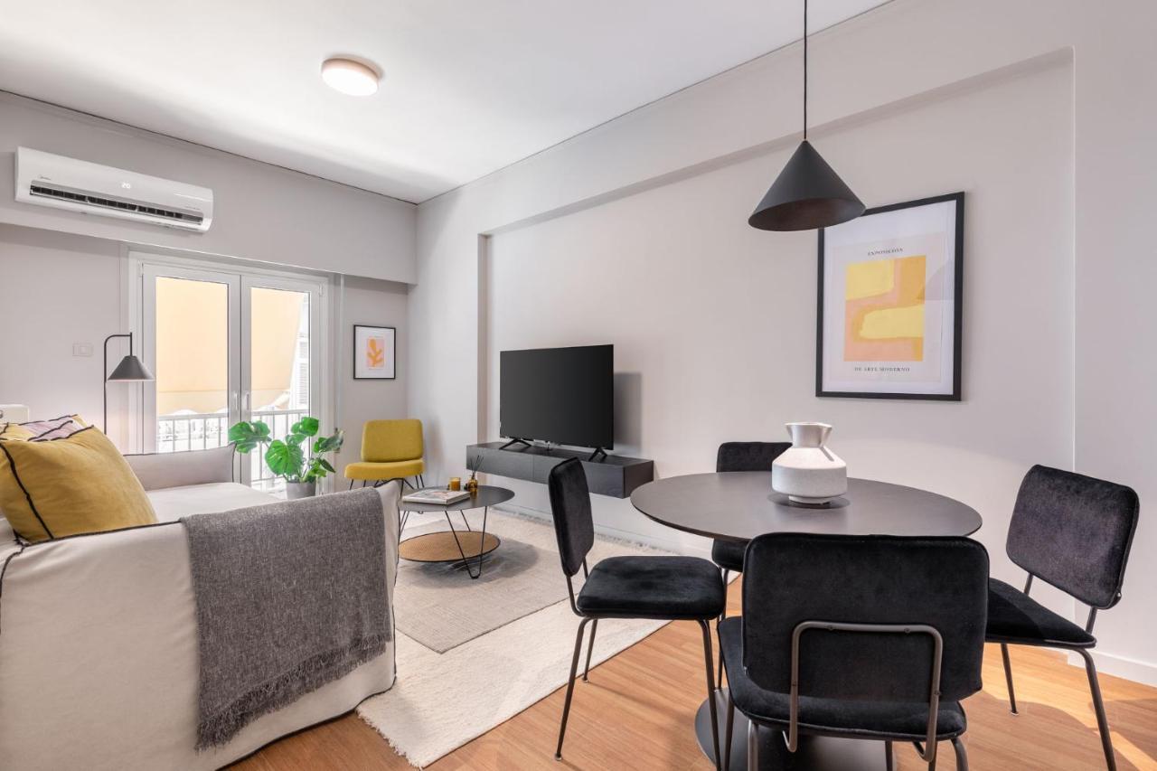 The Beehive Apartments Атина Екстериор снимка