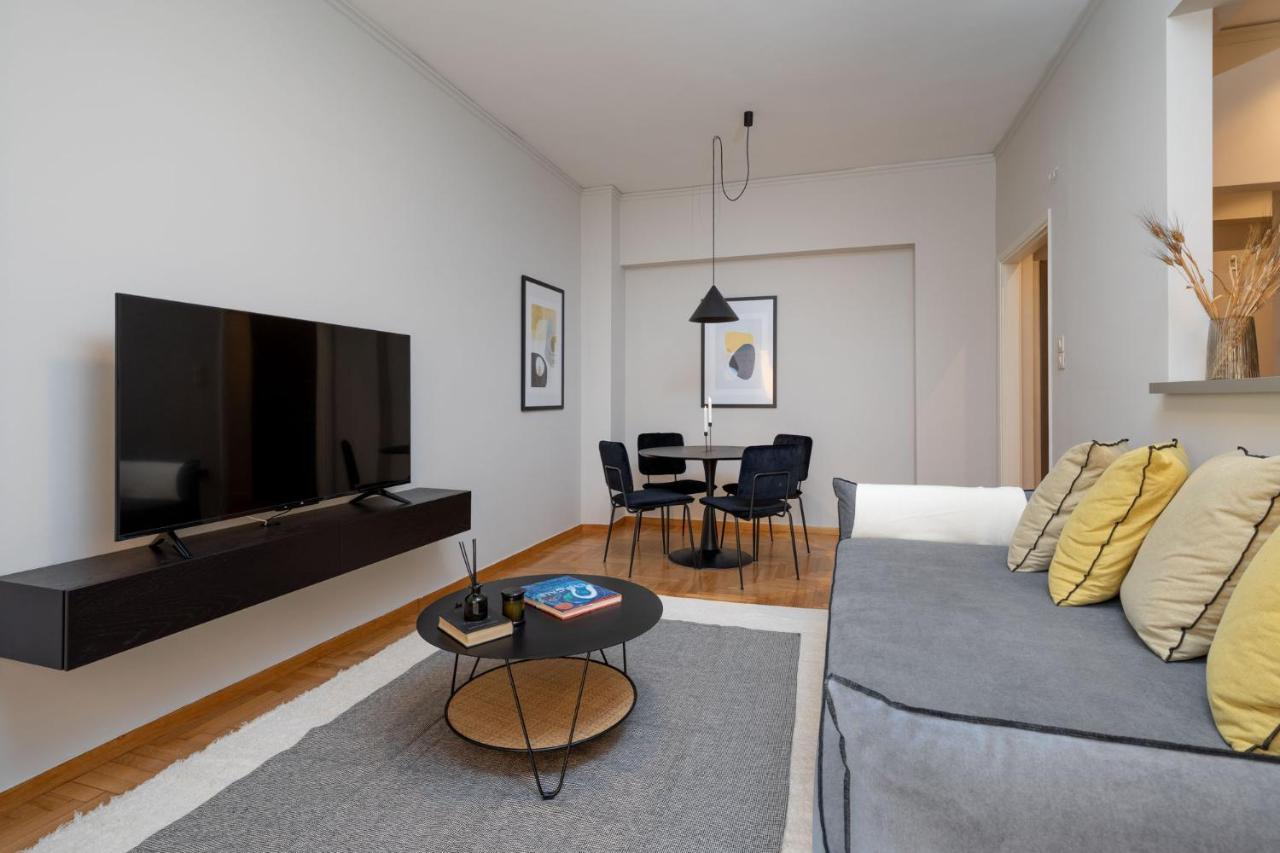 The Beehive Apartments Атина Екстериор снимка