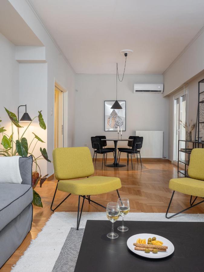 The Beehive Apartments Атина Екстериор снимка
