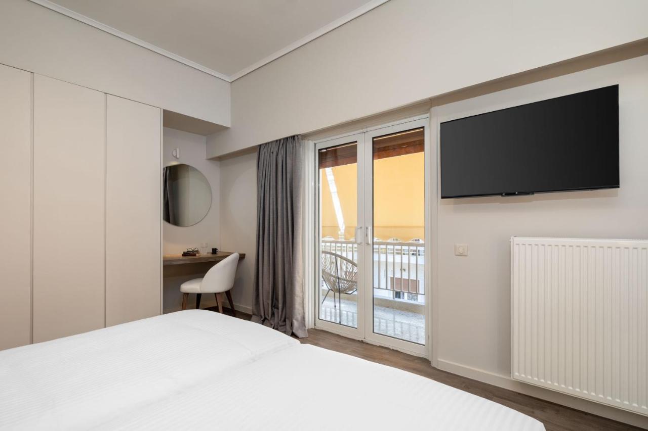 The Beehive Apartments Атина Екстериор снимка
